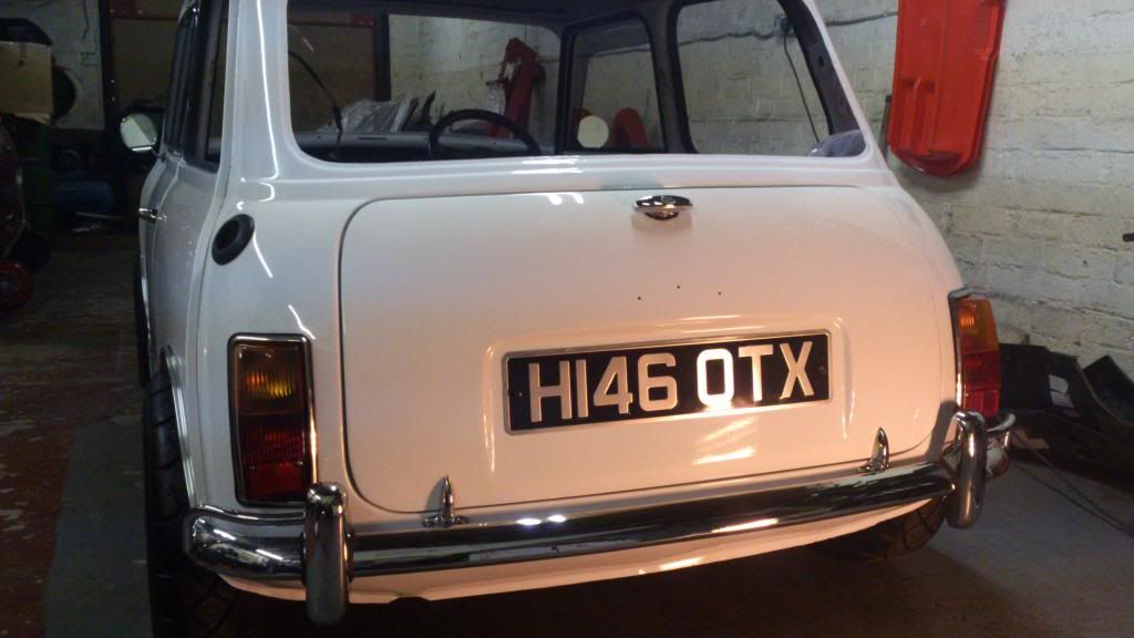 mini number plate light